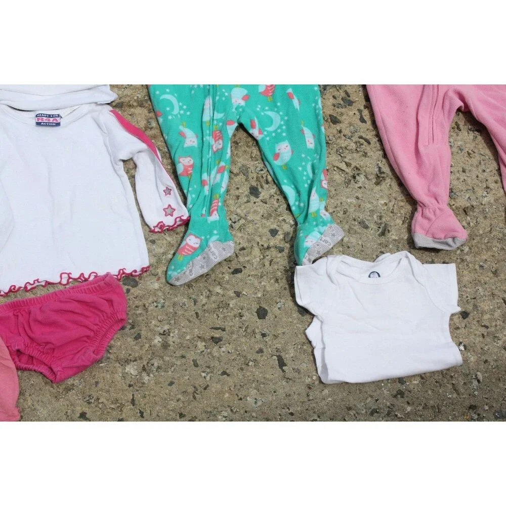 Lot of 31 pcs Baby Girl Clothes 12M, 12-18M Outfits Sleepers CUTE FALL Wardrobe
